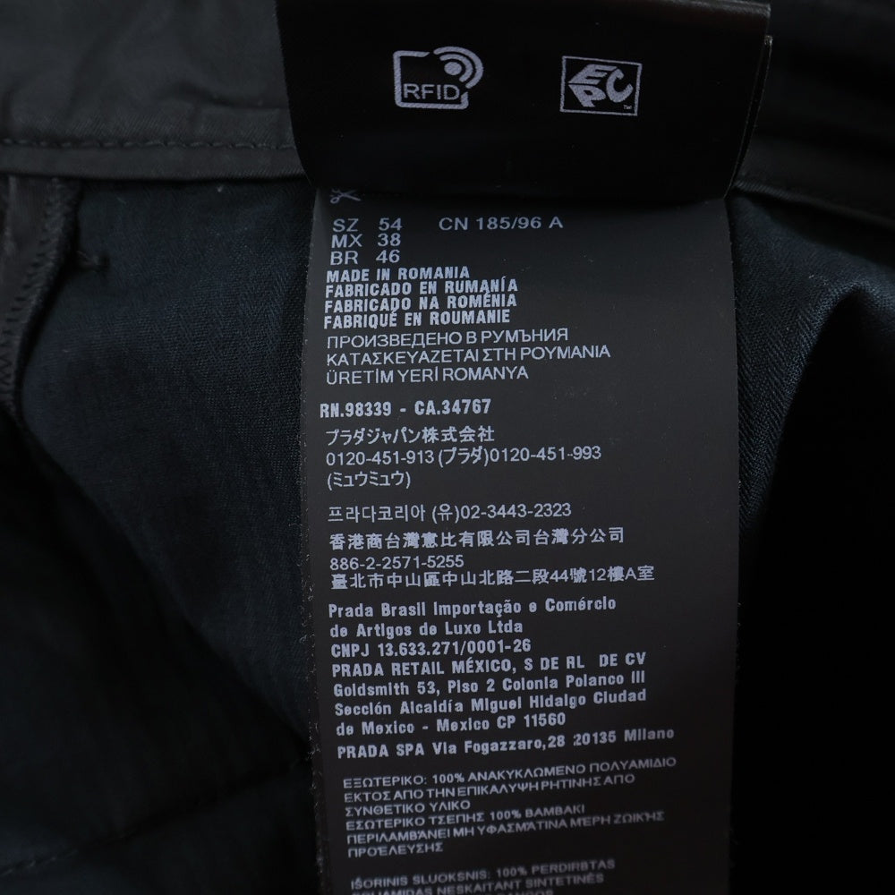 PRADA(プラダ) 22SS RE-NYLON バミューダショーツ トライアングルロゴ ナイロンハーフパンツ ブラック SPG32