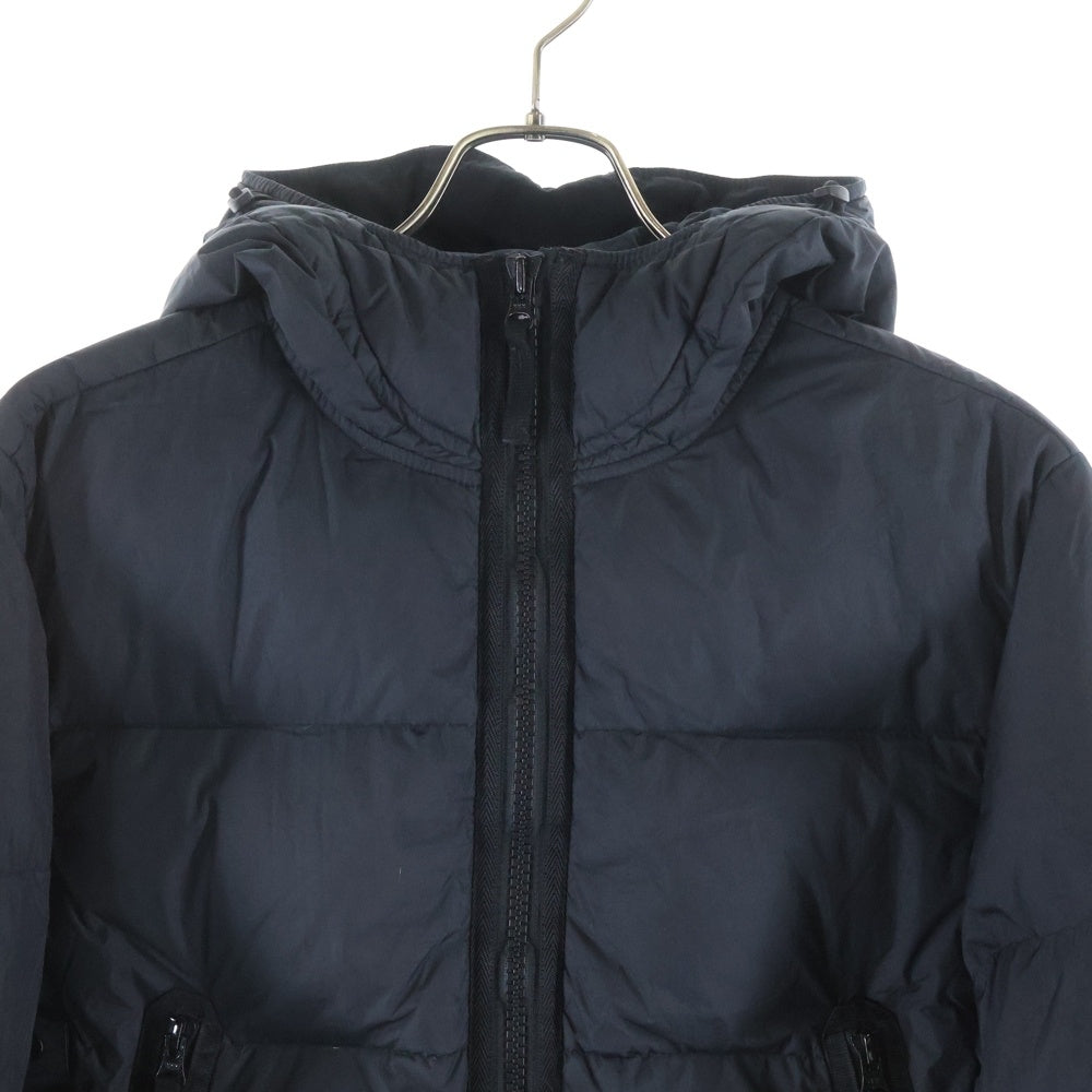 STONE ISLAND(ストーンアイランド) GARMENT DYED CRINKLE REP NY DOWN ガーメンドダイ ロゴワッペン付き ダブルジップ フーデッド ナイロンダウンジャケット ブラック 751540123