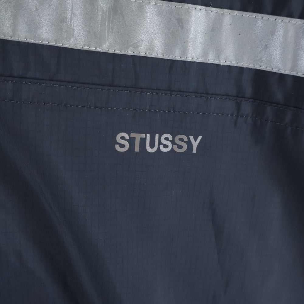 STUSSY(ステューシー) フロントロゴデザイン リフレクター ジップアップ ナイロンジャケット ブラック