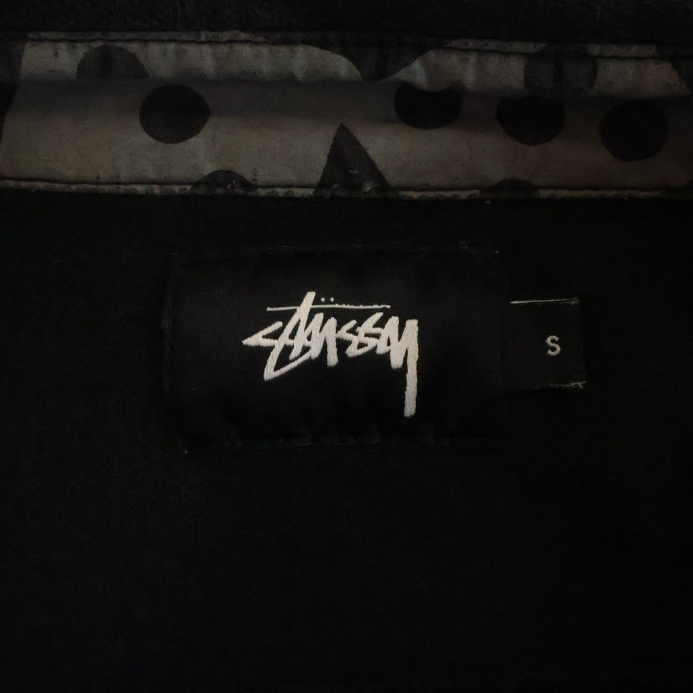 STUSSY(ステューシー) 胸ポケット フロントロゴデザイン カットソー 半袖ポロシャツ ブラック