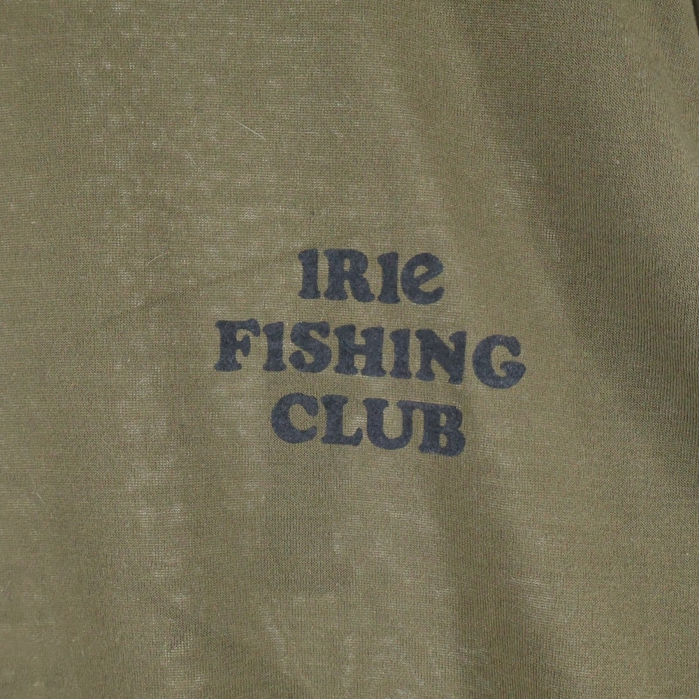 NO BRAND(ノーブランド) IRIE FISHING CLUB イリエフィッシングクラブ フロントロゴプリント クルーネック半袖Tシャツ カットソー カーキ