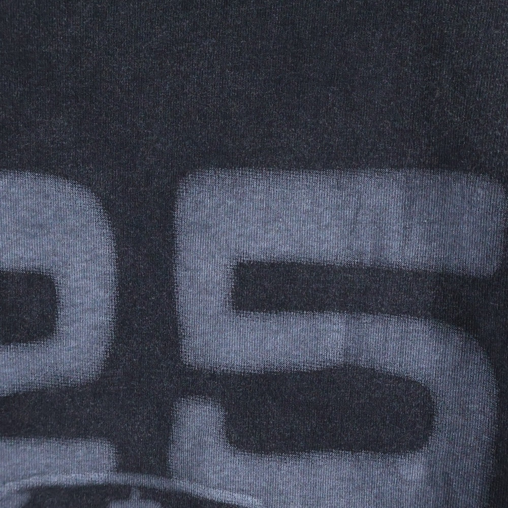 MAISON MIHARAYASUHIRO(メゾンミハラヤスヒロ) ×ISAMU KATAYAMA BACKLASH イサムカタヤマバックラッシュ 25周年記念 硫化染 両面プリントTシャツ 半袖クルーネックカットソー グレー C13TS511