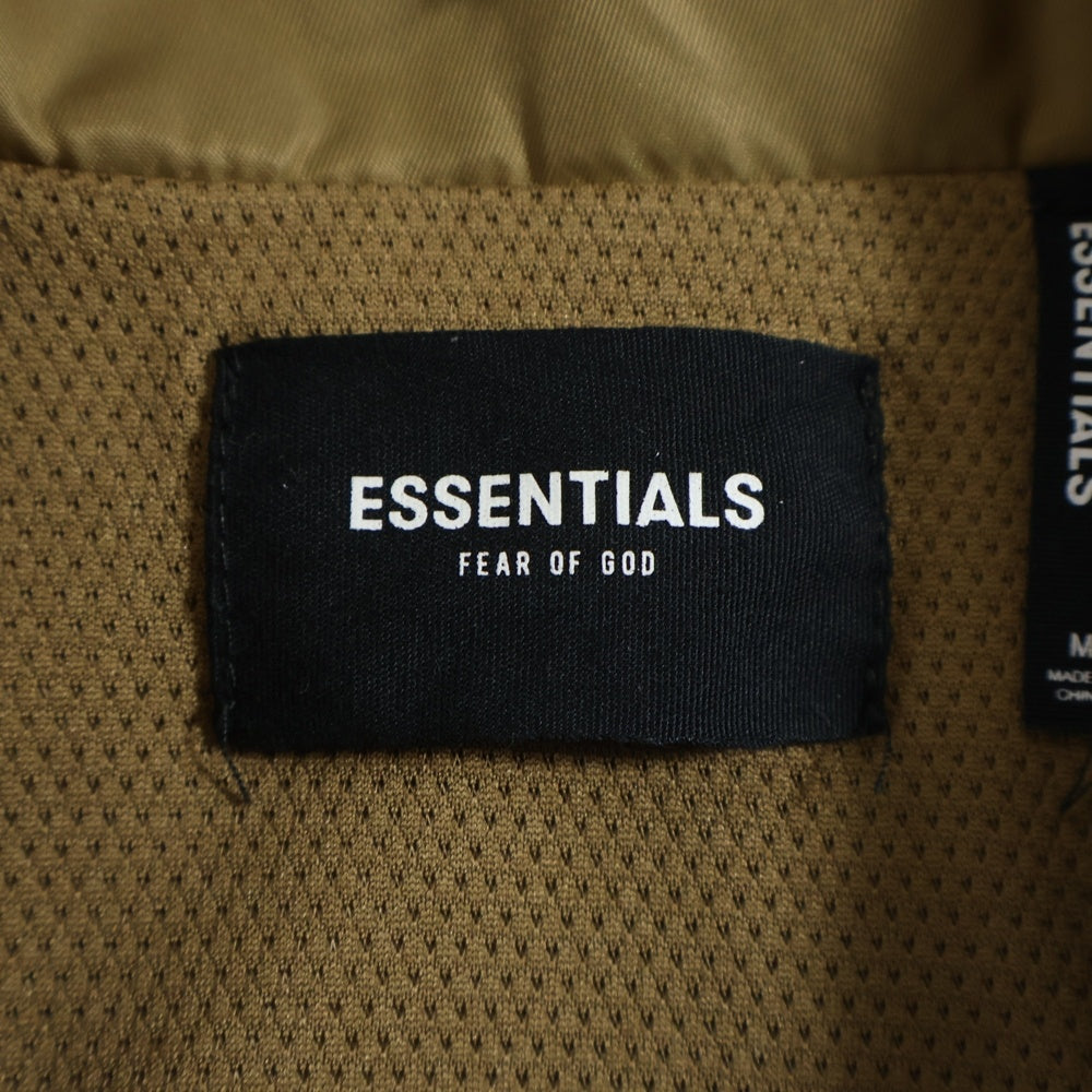 FEAR OF GOD ESSENTIALS(フィアオブゴッド エッセンシャルズ) バックロゴパッチ コーチジャケット ブラウン