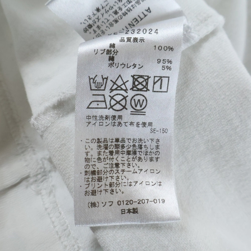 UNIFORM EXPERIMENT(ユニフォームエクスペリメント) 胸エンブロイダリーデザイン クルーネック カットソー 半袖Tシャツ ホワイト UE-232024