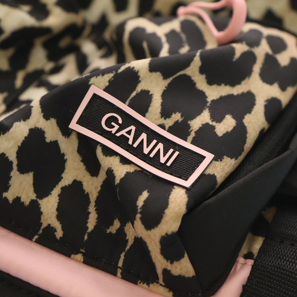 GANNI(ガニー) レオパード ミニバックパック リュックサック ベージュ/ブラック 5829 レディース