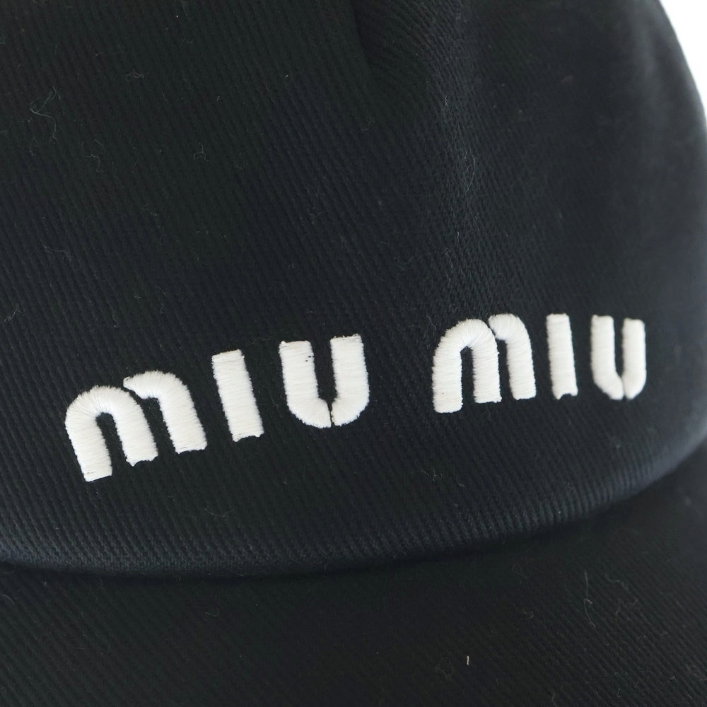 miumiu(ミュウミュウ) フロントロゴエンブロイダリー ドリル キャップ 帽子 ブラック 5HC179 2DXI レディース