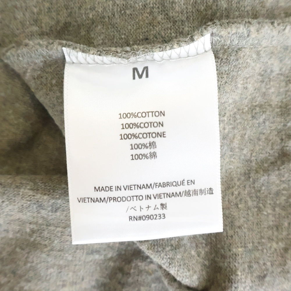 FEAR OF GOD ESSENTIALS(フィアオブゴッド エッセンシャルズ) フロントロゴ クルーネック半袖Tシャツ カットソー グレー