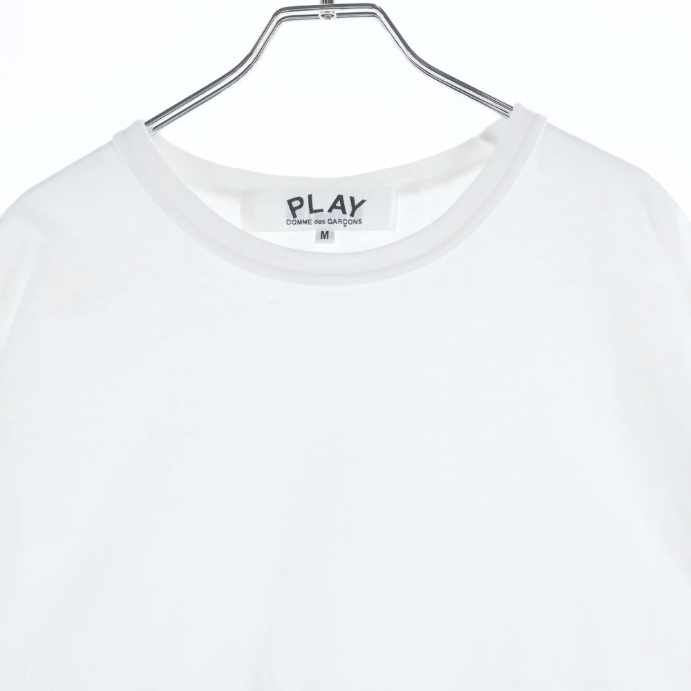 PLAY COMME des GARCONS(プレイコムデギャルソン) フロント グラフィックロゴプリント ヘンリーネック Tシャツ 半袖カットソー ホワイト AX-T350