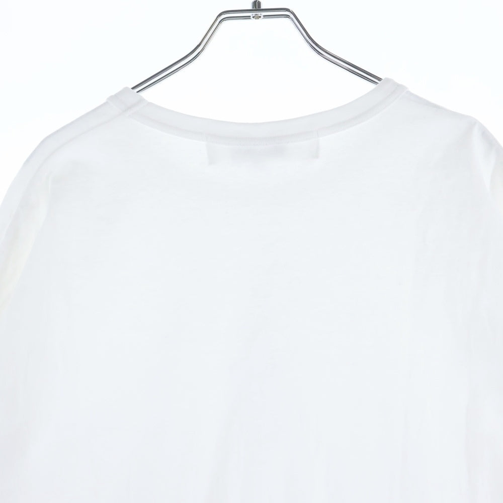 PLAY COMME des GARCONS(プレイコムデギャルソン) フロント グラフィックロゴプリント ヘンリーネック Tシャツ 半袖カットソー ホワイト AX-T350