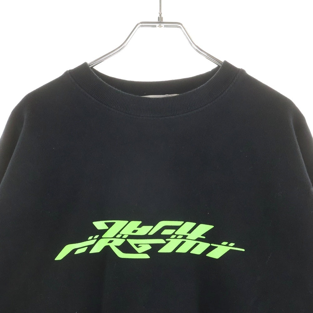 FRAGMENT DESIGN(フラグメントデザイン) ×VARIOUS ARTISTS ヴァリアスアーティスト GUNDAM FRGMT C/N SWEAT ガンダム フロントプリント クルーネックスウェット トレーナー ブラック VBM-15220-C