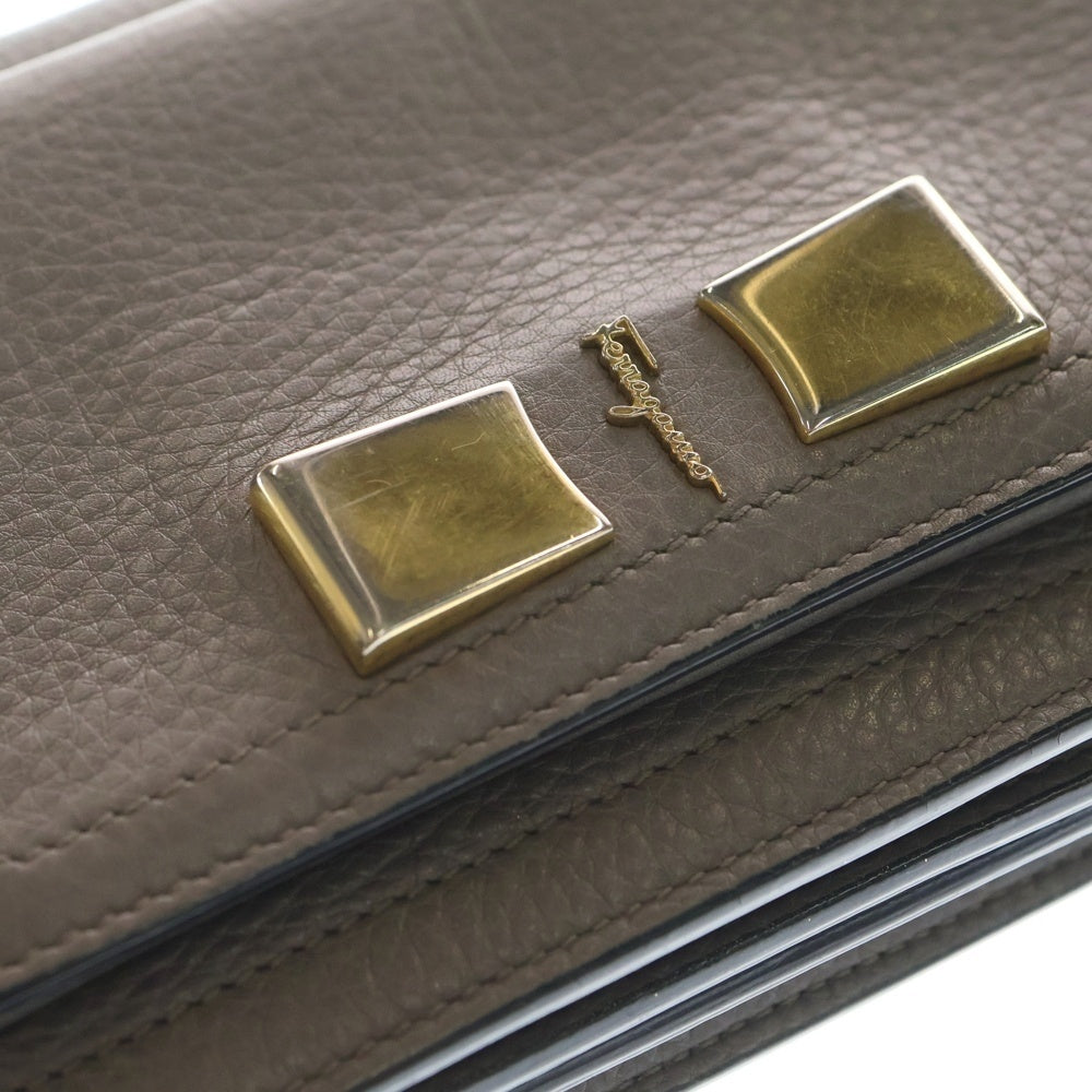 Salvatore Ferragamo(サルヴァトーレ フェラガモ) ヴァラ レザー チェーンショルダーバッグ グレー レディース