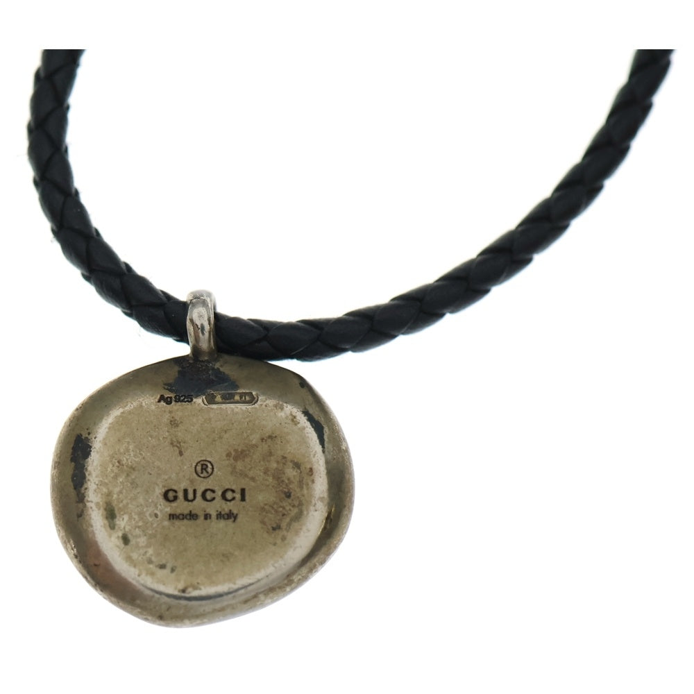 GUCCI(グッチ) クレスト ロゴデザインチャーム レザー紐 ネックレス シルバー