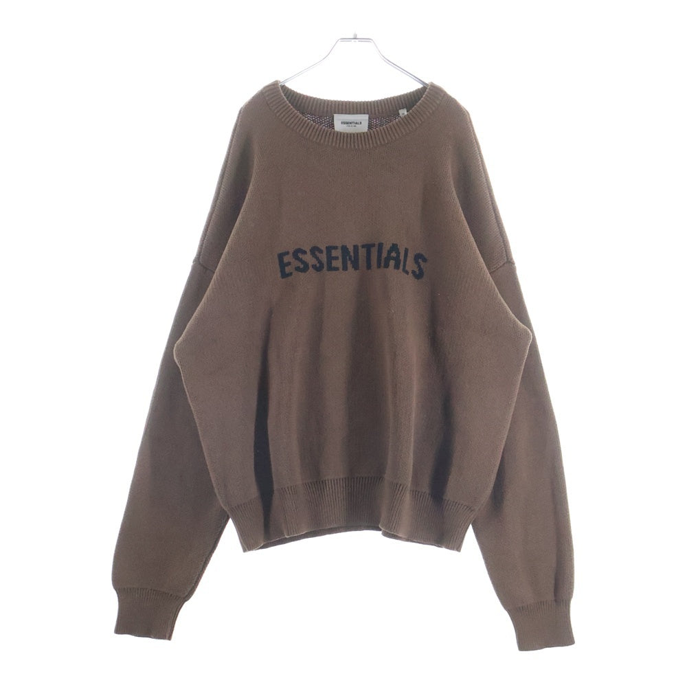 FEAR OF GOD ESSENTIALS(フィアオブゴッド エッセンシャルズ) フロントロゴデザイン コットン混 クルーネック ニット セーター ブラウン