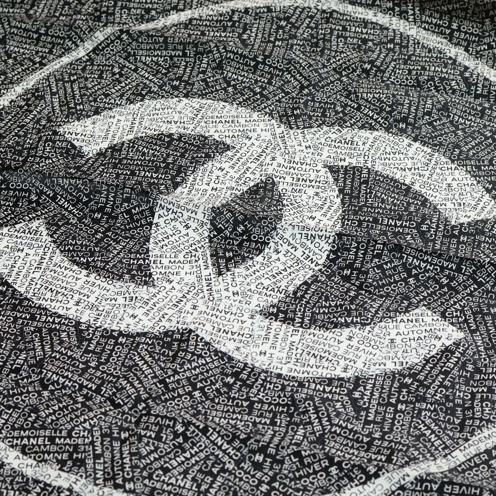 CHANEL(シャネル) イタリア製 モノクロロゴ ココマーク シルク 大判スカーフ ホワイト/ブラック レディース