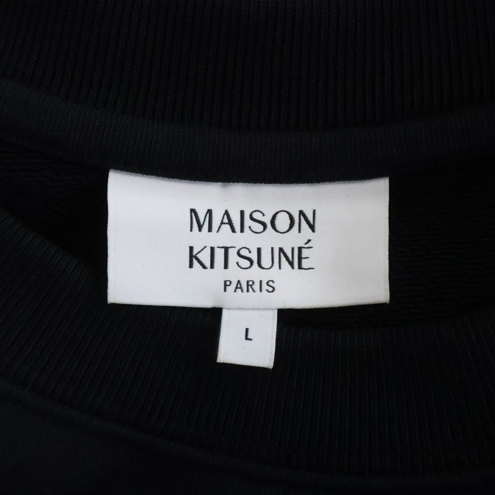 MAISON KITSUNE(メゾンキツネ) 25AW スタンディング フォックス コンフォート クルーネックスウェットトレーナー ブラック PM00311KM0341