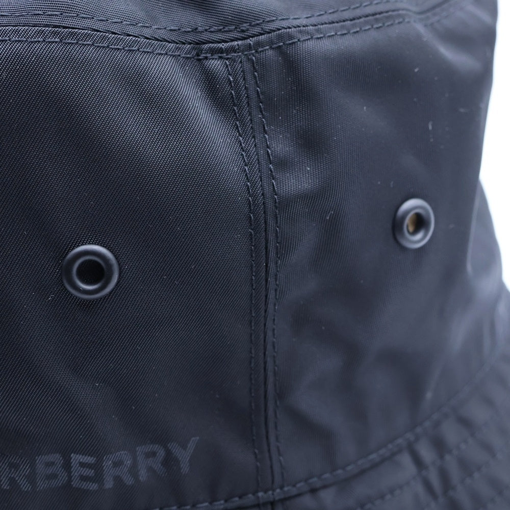 BURBERRY LONDON(バーバリーロンドン) ノヴァチェック リバーシブル バケットハット 帽子 ブラック/ベージュ 8064349