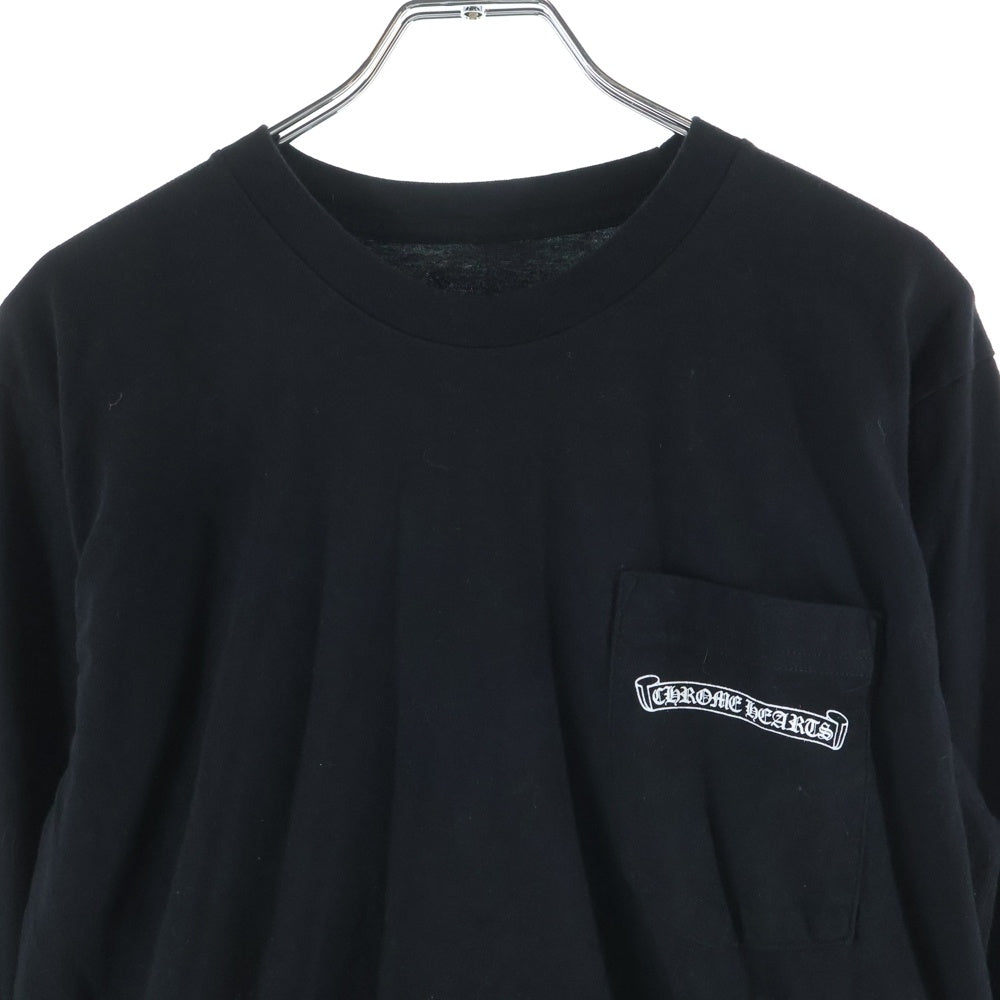 CHROME HEARTS(クロムハーツ) Scroll Logo L/S Pocket T-shirt スクロールロゴ 袖ロゴプリント クルーネック長袖ポケットTシャツ カットソー ブラック