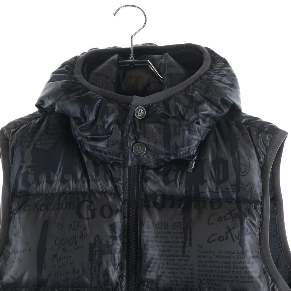 John Galliano(ジョン ガリアーノ) ニュースペーパー フーデッド ダウンベスト グレー