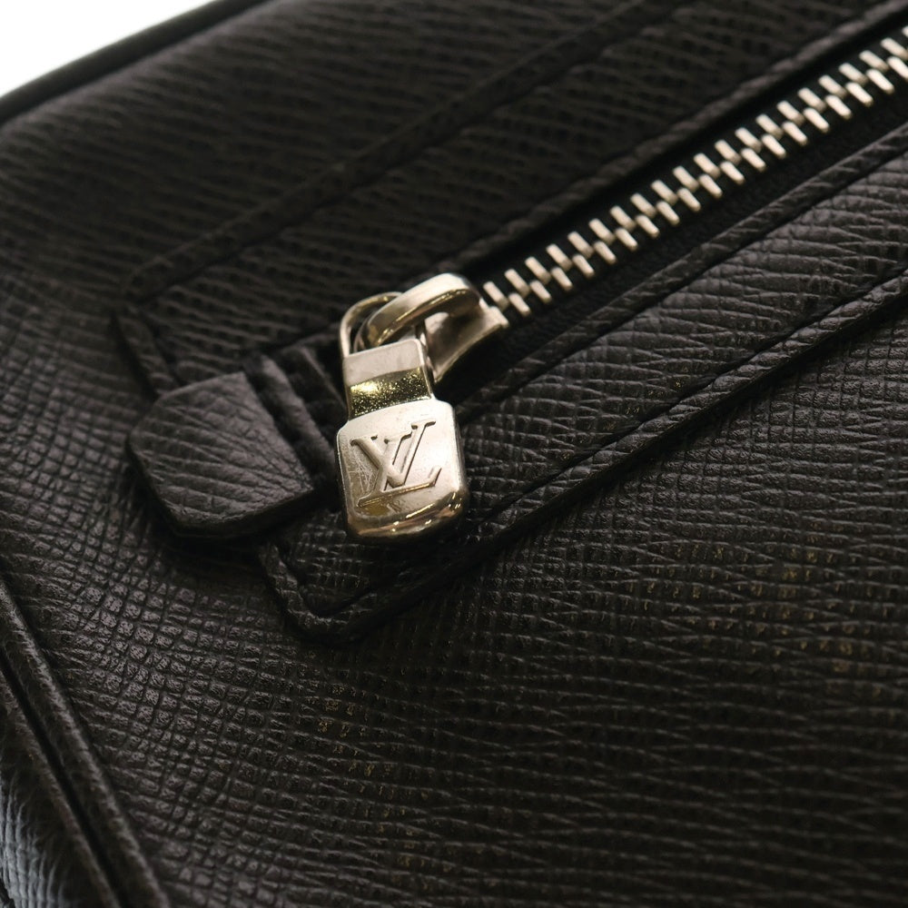 LOUIS VUITTON(ルイヴィトン) タイガレザー パヴェル セカンドバッグ クラッチバッグ ブラック M31142