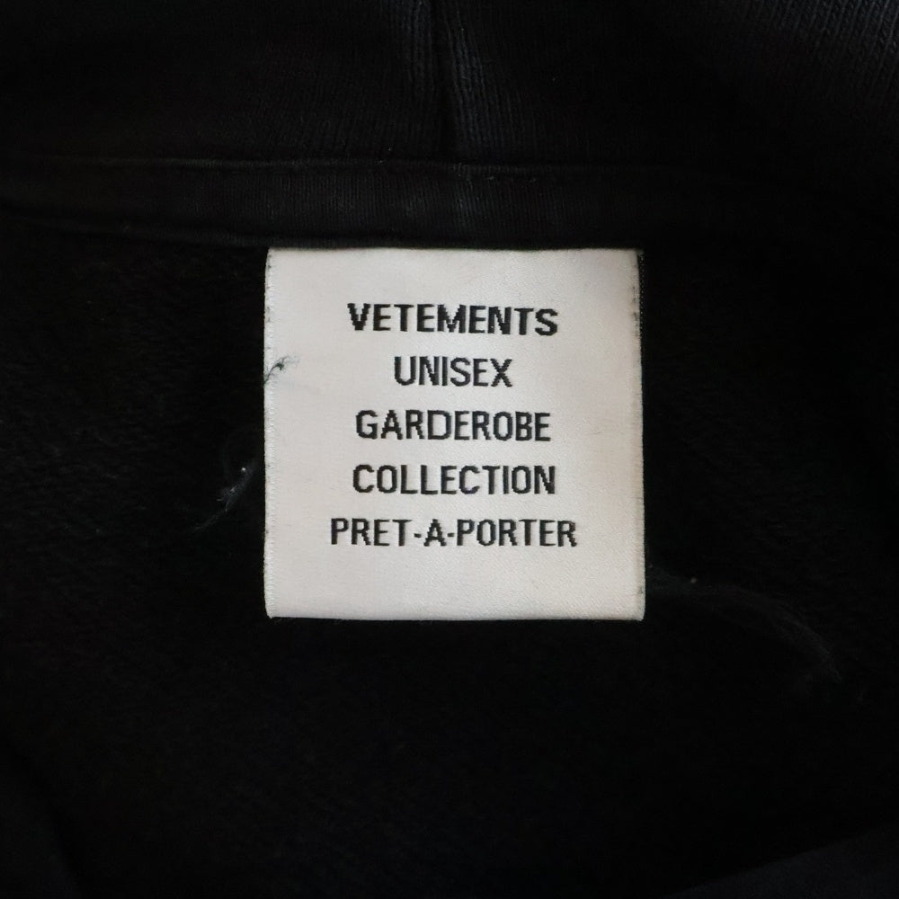 VETEMENTS(ヴェトモン) 21AW WORLD TOUR LOGO HOODIE ワールドツアー ロゴプリント フーディー プルオーバーパーカー ブラック UA52TR910W
