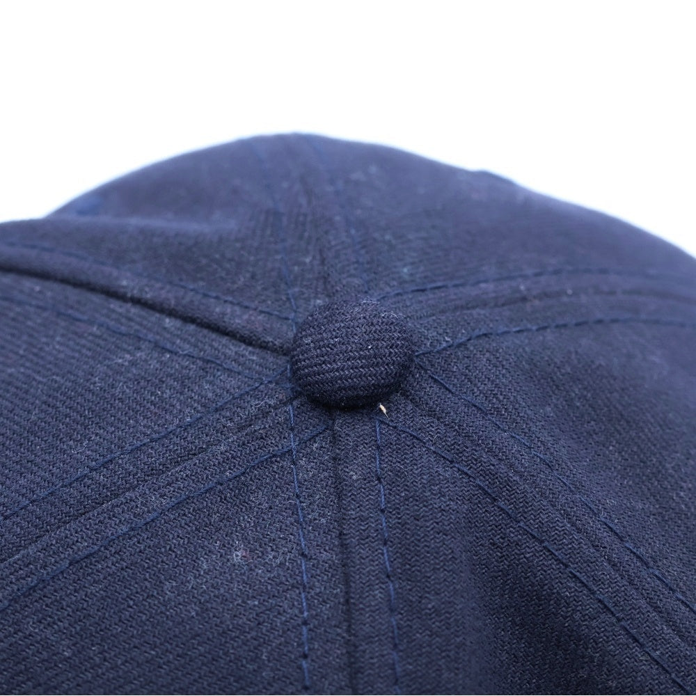 MAISON KITSUNE(メゾンキツネ) ×NEW ERA 59FIFTY Parisien刺繍 ベースボールキャップ ネイビー/レッド