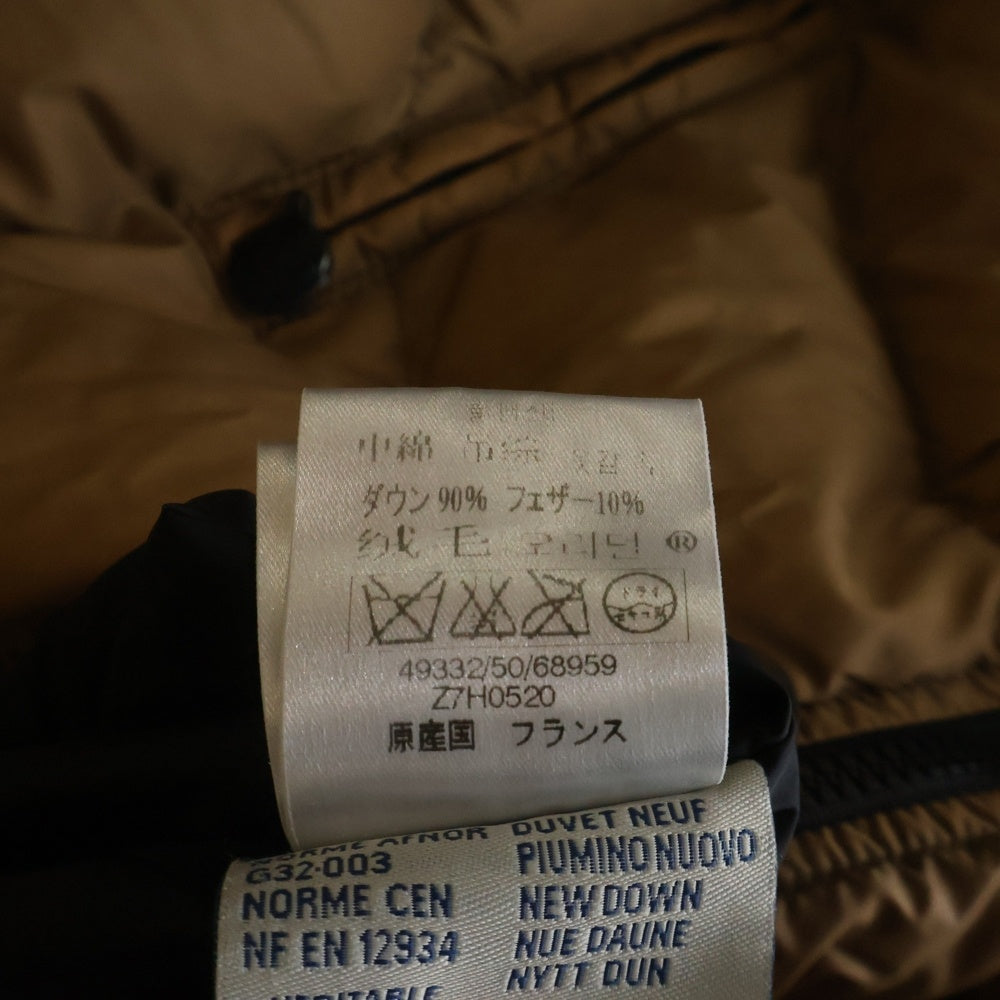 MONCLER(モンクレール) MOKA モカ アームロゴワッペン ジップアップ フーデッドダウンジャケット ブラウン 49332/50/68959