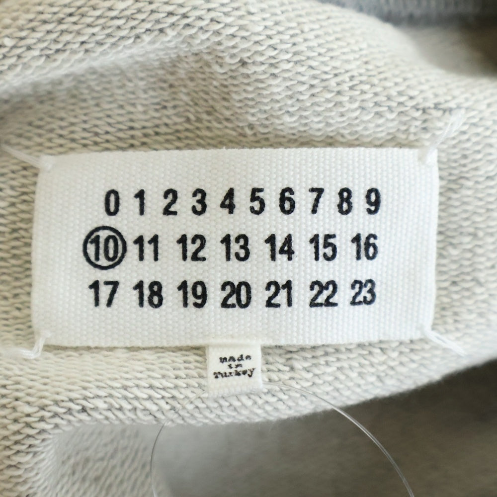 Maison Martin Margiela(メゾンマルタンマルジェラ) 19AW フロントスクエアロゴパッチ クルーネック スウェットトレーナー グレー S50GU0098 S25368