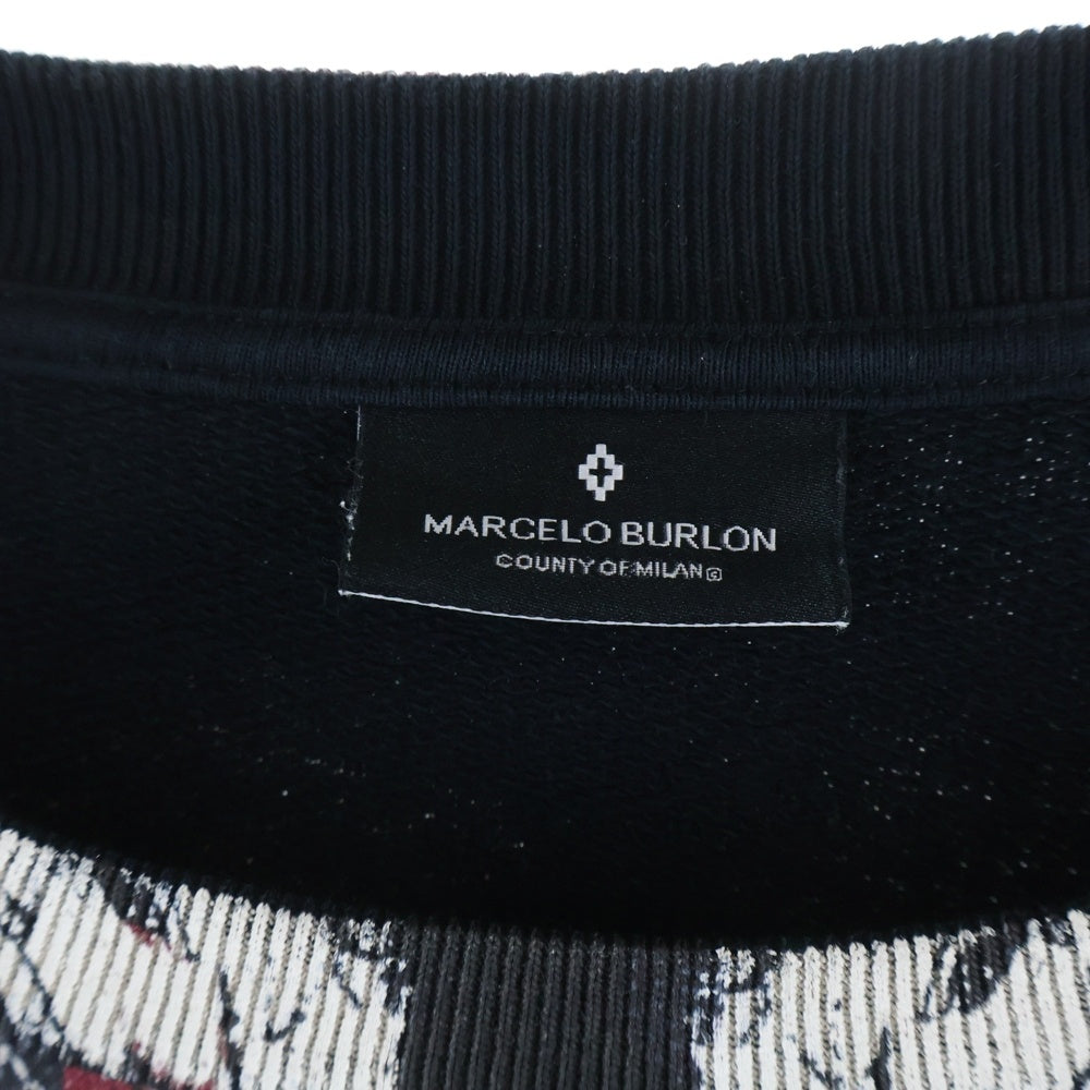 MARCELO BURLON(マルセロバーロン) ウイング両面プリントデザイン プルオーバークルーネックスウェット ブラック CMBA009E19630008