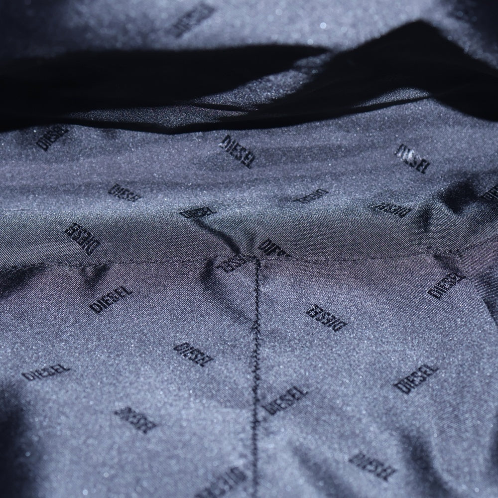 DIESEL(ディーゼル) 24AW CHARM-D-TOTE BAG IN ARGYLE QUILTED DENIM アーガイル柄 デニムキルティング クリスタルロゴチャーム付き ショルダー トートバッグ X10014P5570