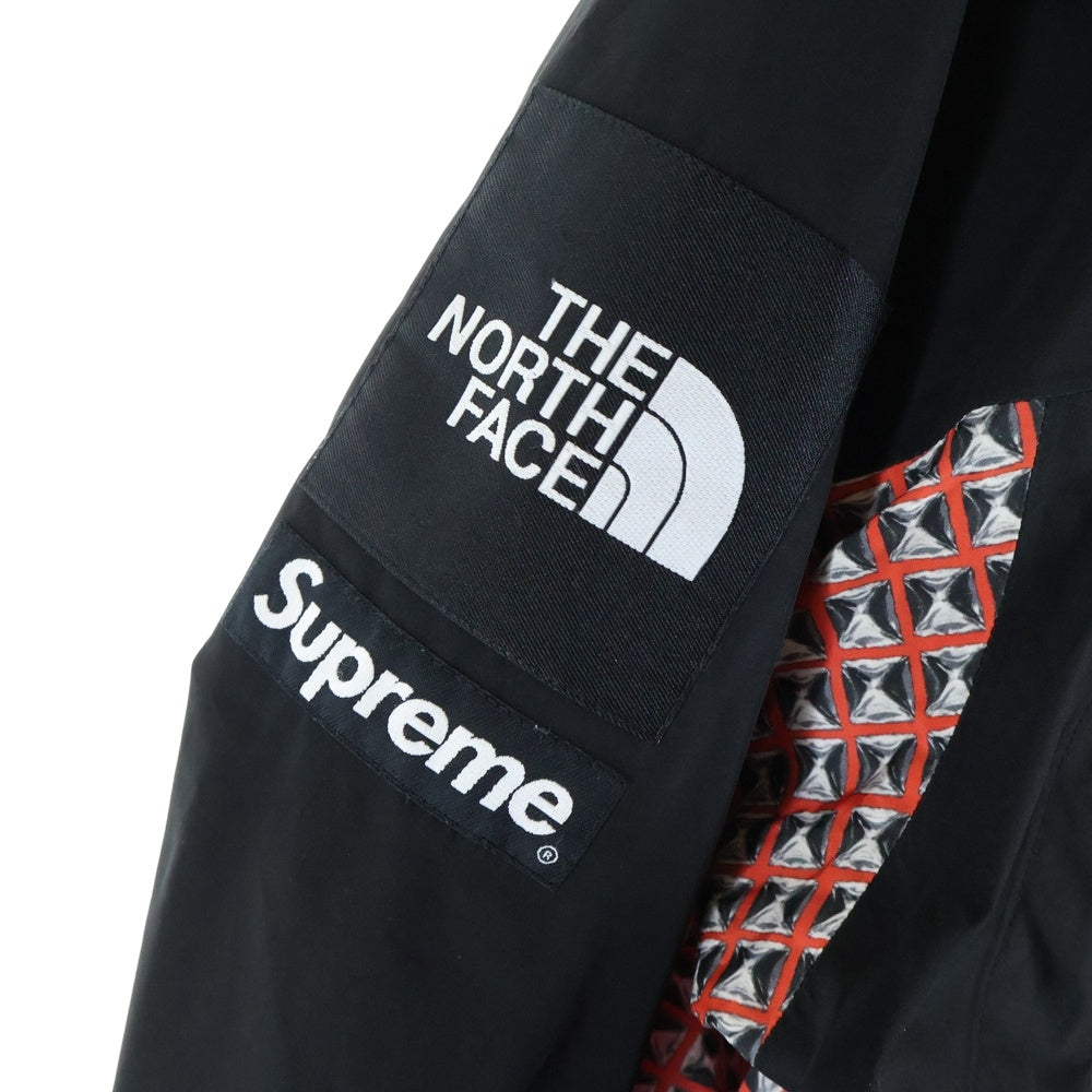SUPREME(シュプリーム) 21SS ×THE NORTH FACE Studded Mountain Light Jacketノースフェイス スタッデッドデザイン フーデッド ナイロン マウンテンライトジャケット レッド NF0A5IQV