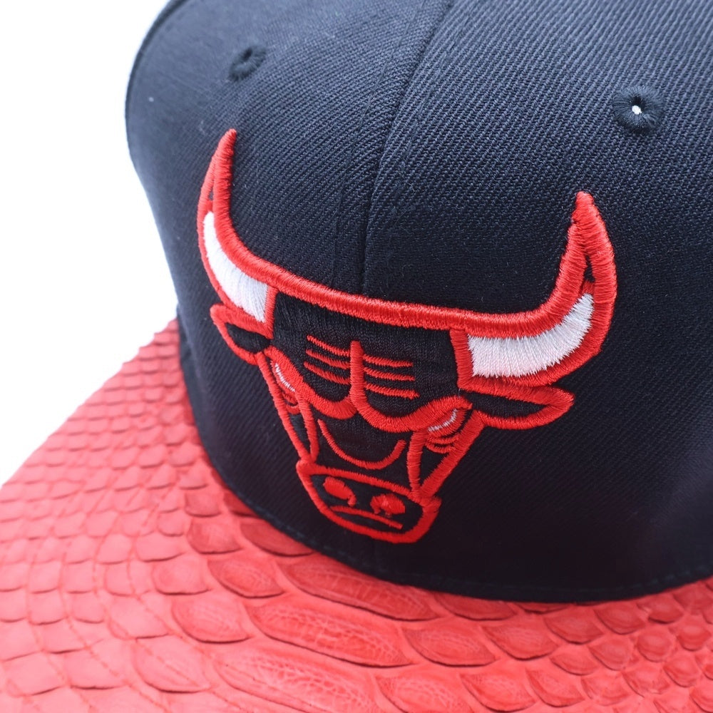 RSVP(アールブイエスピー) ×MITCHELL&NESS ×JUST DON CHICAGO BULLS ミッチェル&ネス ジャストドン ロゴ刺繍 クロコ ベースボールキャップ 帽子 レッド/ブラック