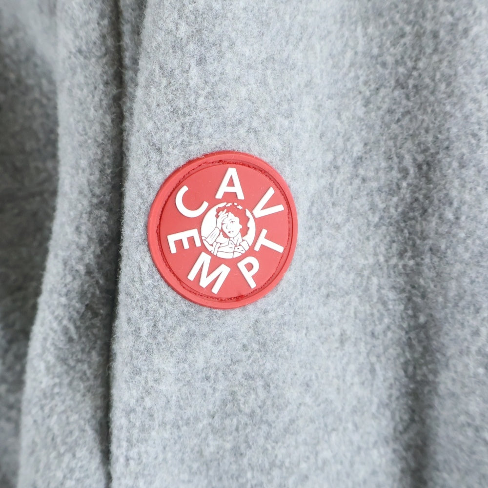 c.e cav empt(シーイー) 25SS FLEECE ZIP UP アームロゴデザイン ダブルポケット ジップアップ フリースジャケット グレー CES27CS28