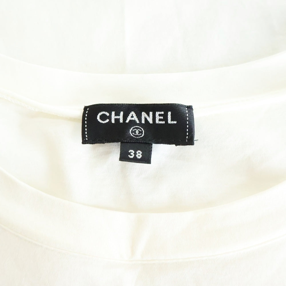 CHANEL(シャネル) フロントロゴプリント クルーネック半袖Tシャツ カットソー ホワイト P57403K07507