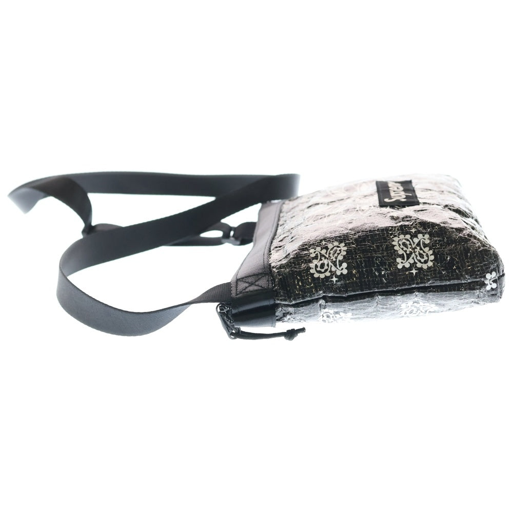 SUPREME(シュプリーム) 21SS Bandana Tarp Side Bag バンダナ タープ サイド ショルダーバッグ ブラック レディース