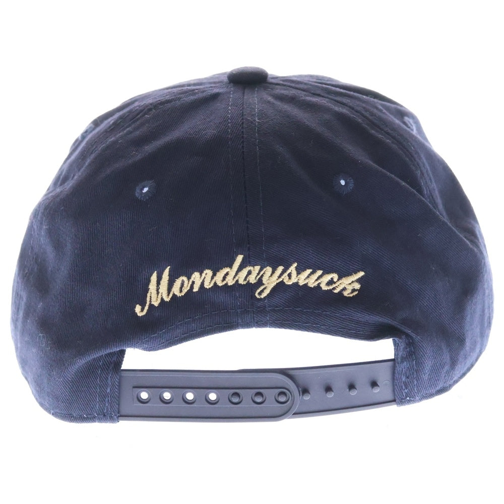 NO BRAND(ノーブランド) Monday suck マンデーサック エンブロイダリーロゴデザイン アジャスター付き ベースボールキャップ ネイビー