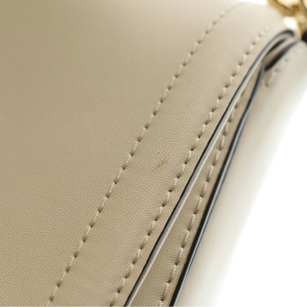 MARC JACOBS(マークジェイコブス) ロゴゴールド金具 レザー ショルダーバッグ アイボリー H901L01RE21