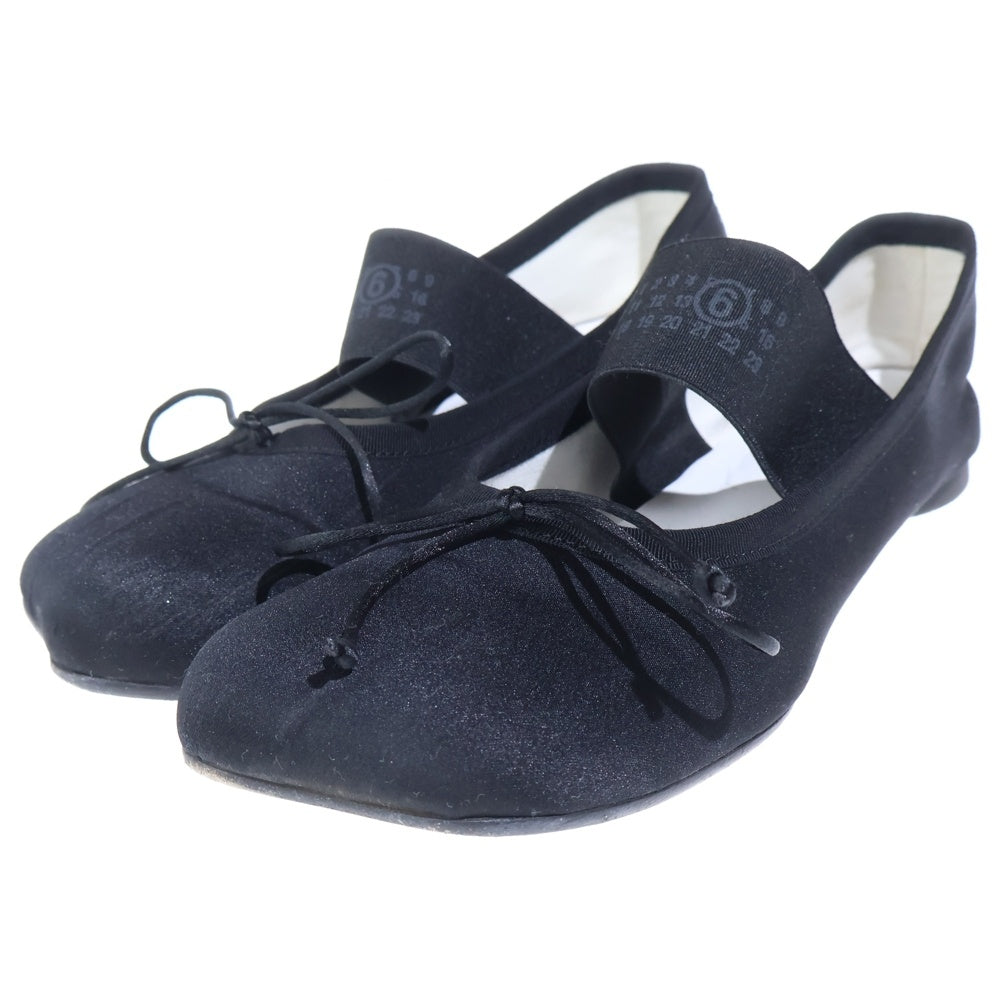 MM6 Maison Margiela(エムエムシックスメゾンマルジェラ) 24SS アナトミック リボンデザイン バレエ シューズ ブラック S59WZ0093