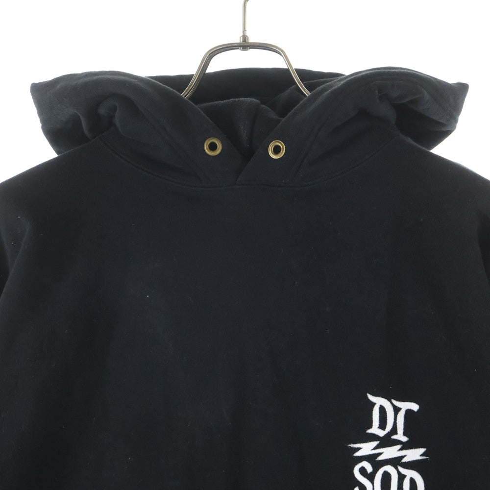 WTAPS(ダブルタップス) 23SS DESIGN 02 HOODY COTTON DSQG フロントロゴ刺繍 プルオーバースウェットパーカー フーディー ブラック 231ATDT-CSM09