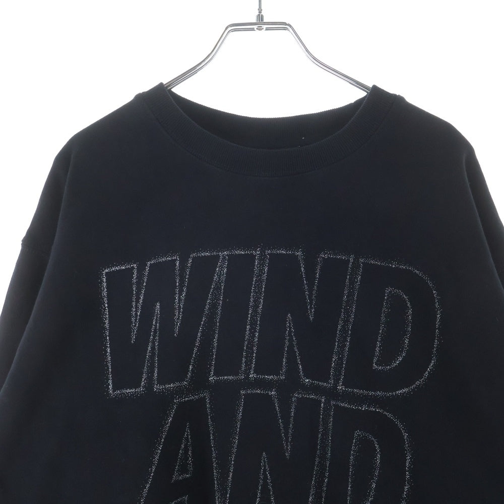 WIND AND SEA(ウィンダンシー) METALLIC CREWNECK SWEATSHIRT メタリック ロゴプリント クルーネックスウェットシャツ トレーナー ブラック WDS-O-CLCS-25-Q3-CS-01