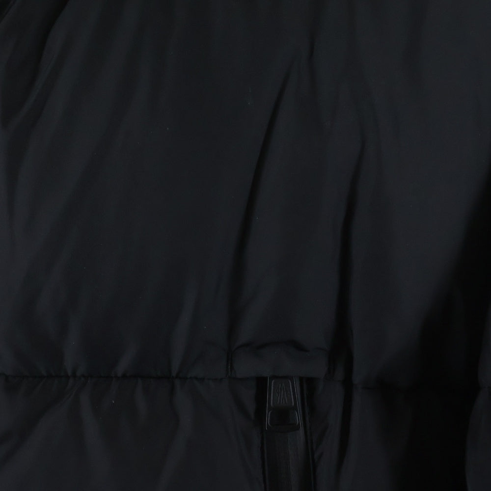 MONCLER(モンクレール) 22AW MONTCLA モンクラ ロゴパッチ ジップアップ フーデッド ダウンジャケット ブラック H20911B56900C0300