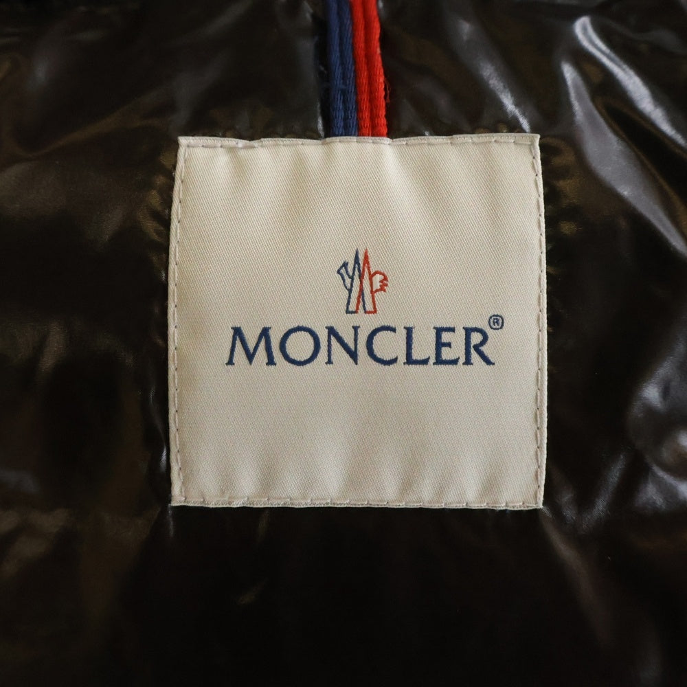 MONCLER(モンクレール) MAYA マヤ ロゴパッチデザイン ナイロン フーデッドダウンジャケット ネイビー 020914036650