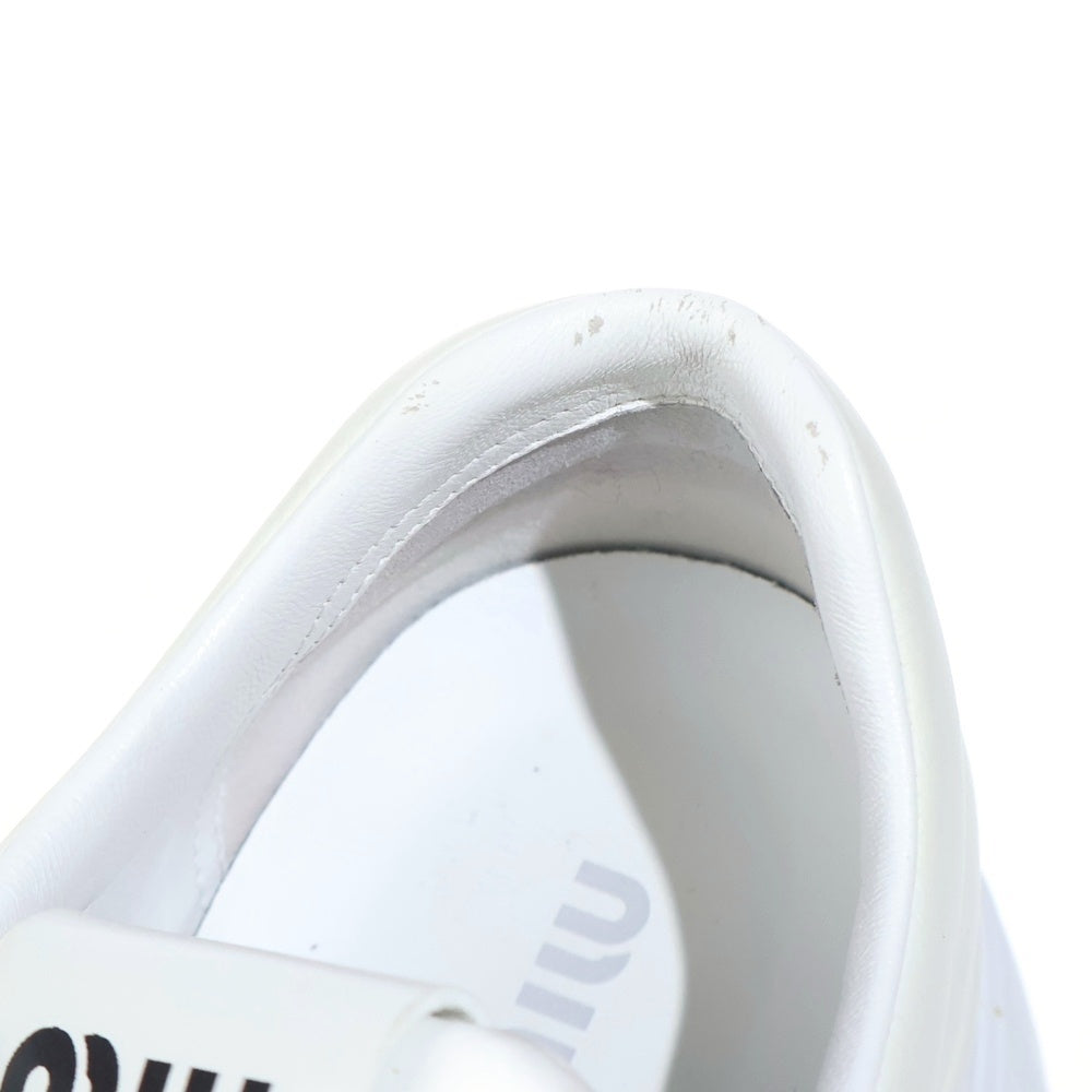 miumiu(ミュウミュウ) レースアップ レザーダービーシューズ ローカットスニーカー レディース ホワイト 5E679D