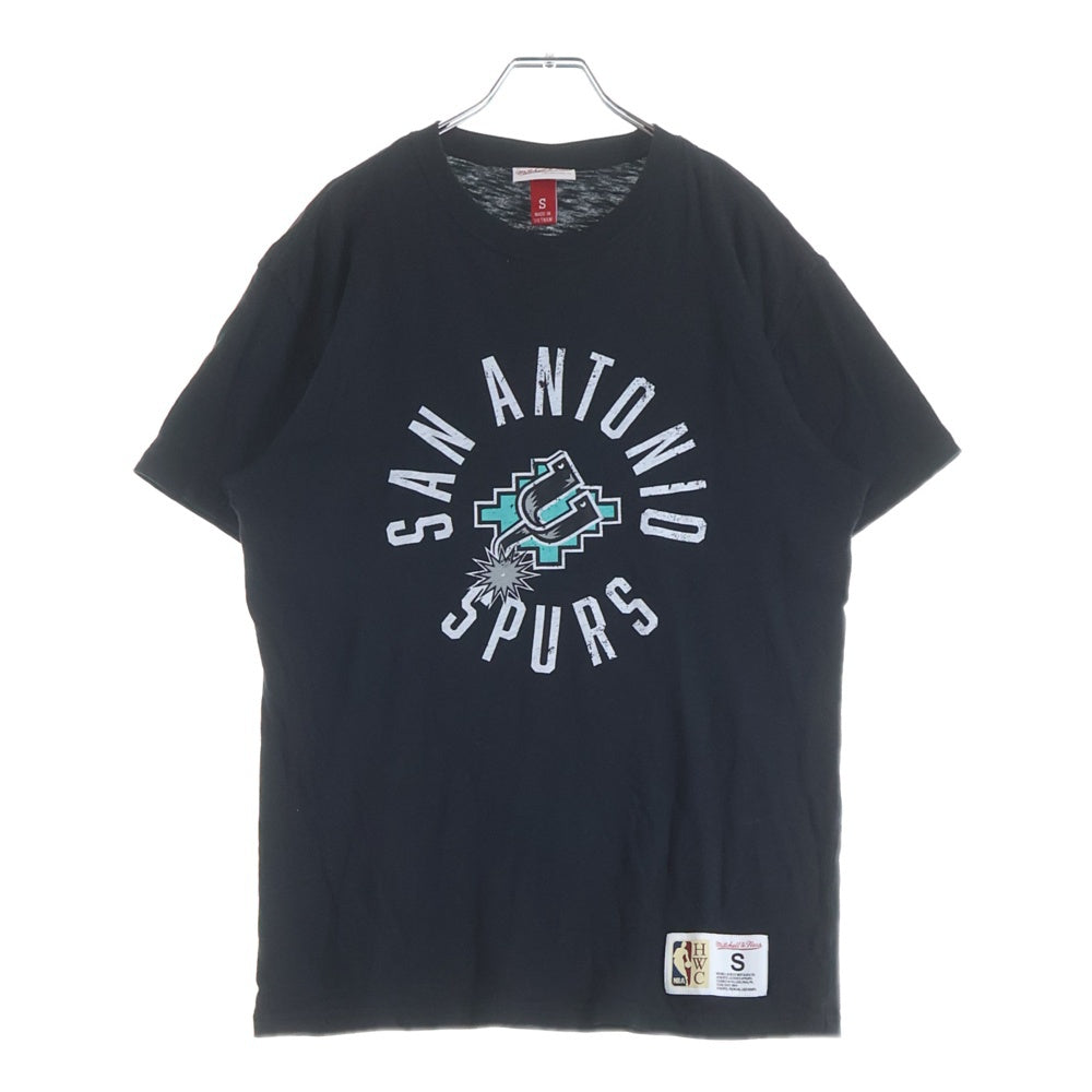 Mitchell&Ness(ミッチェル アンド ネス) NBA SAN ANTONIO SPURS サンアントニオ スパーズ フロントプリント 半袖Tシャツ カットソー ブラック