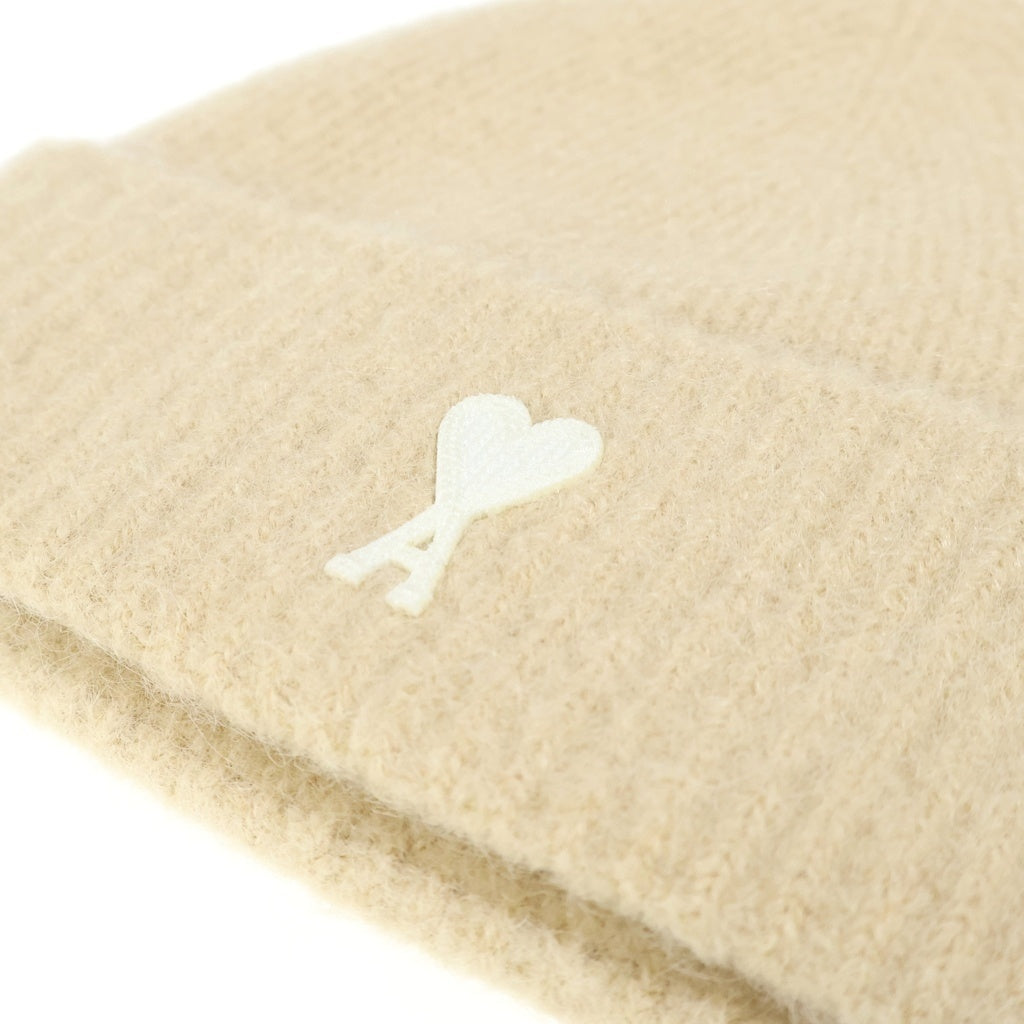 AMI Alexandre Mattiussi(アミアレクサンドルマテュッシ) Ami de Coeur ウール混 ロゴ ニット帽 キャップ ベージュ UHA105.KN0032 レディース