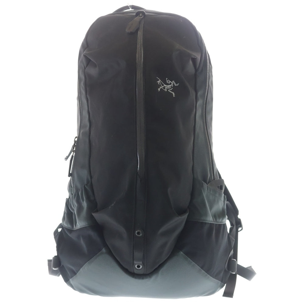 ARC'TERYX(アークテリクス) ARRO 22 ロゴエンブロイダリー ナイロン リュック バックパック ブラック 24016-124734-06/20