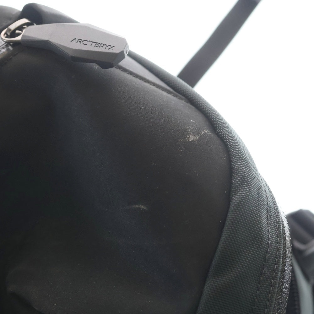 ARC'TERYX(アークテリクス) ARRO 22 ロゴエンブロイダリー ナイロン リュック バックパック ブラック 24016-124734-06/20