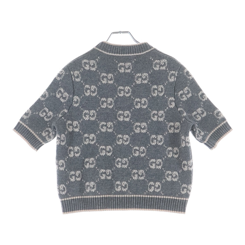 GUCCI(グッチ) GGブークレ ウール ジャガード トップ ロゴ総柄 モックネック プルオーバー 半袖ニット セーター ベージュ グレー 770059 XKCNA レディース