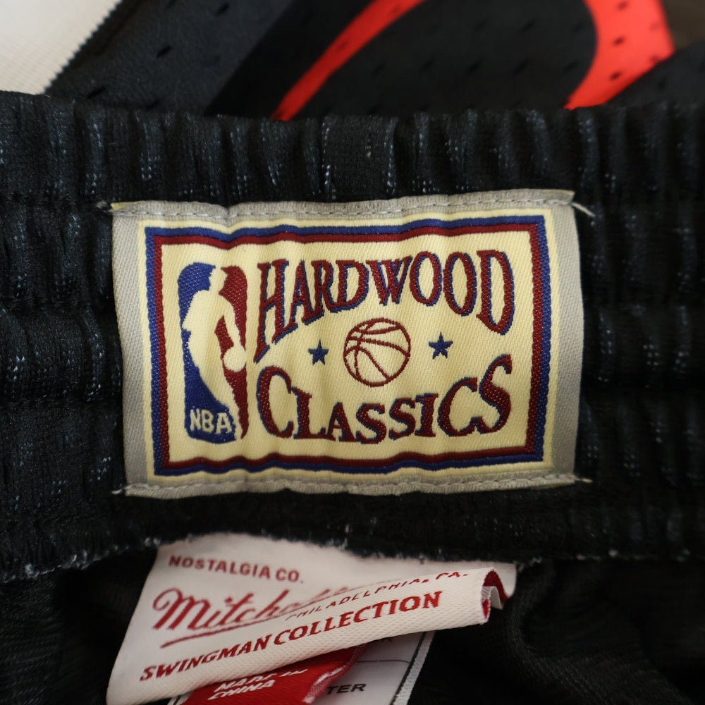 Mitchell&Ness(ミッチェル アンド ネス) LOS ANGELES LAKERS FLAMES SWINGMAN SHORT ロサンゼルス レイカーズ ファイアーフレーム スウィングマン ショーツ ハーフパンツ SMSHBW19137-LAL