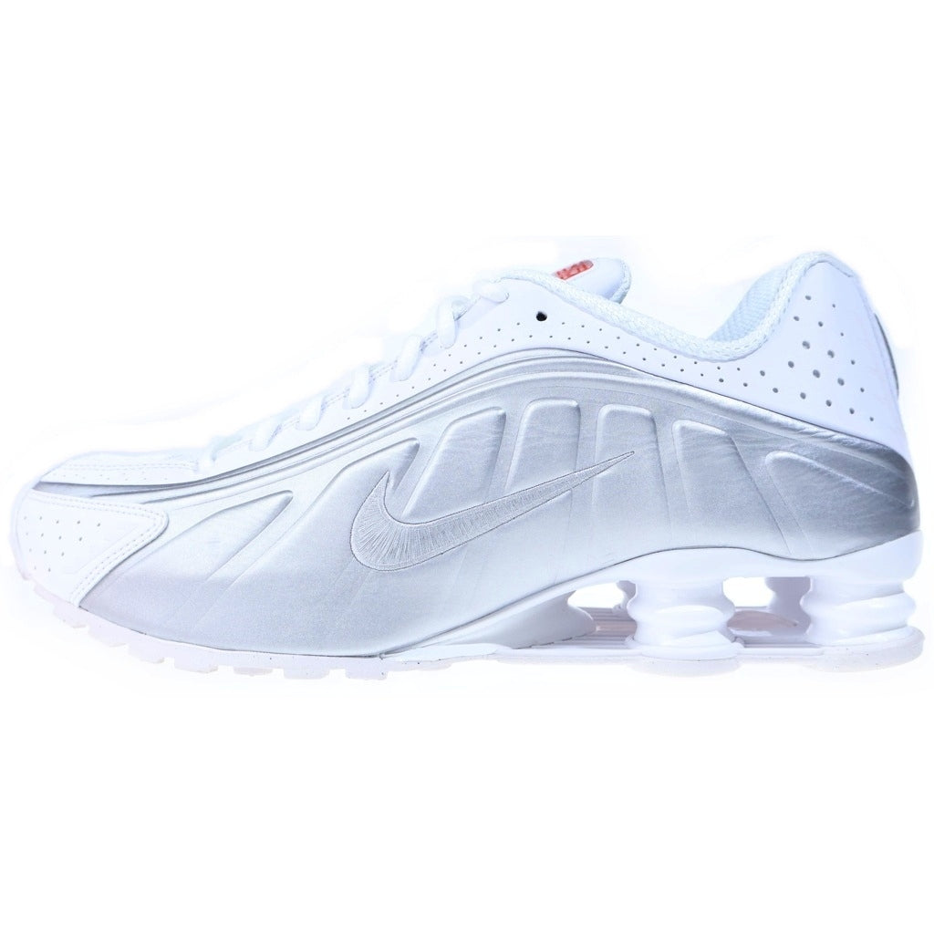 NIKE(ナイキ) SHOX R4 METARLLIC SILVER ショックス メタリックシルバー ローカットスニーカー ホワイト US9.5/27.5cm HQ1988-101