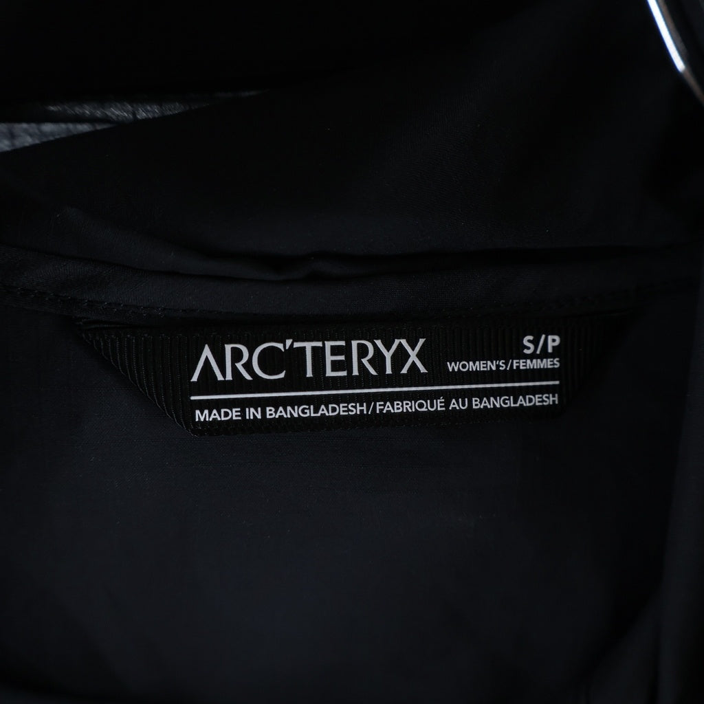 ARC'TERYX(アークテリクス) Squamish Hoody Women's スコーミッシュ フーデッドナイロンジャケット レディース ブラック X000006946